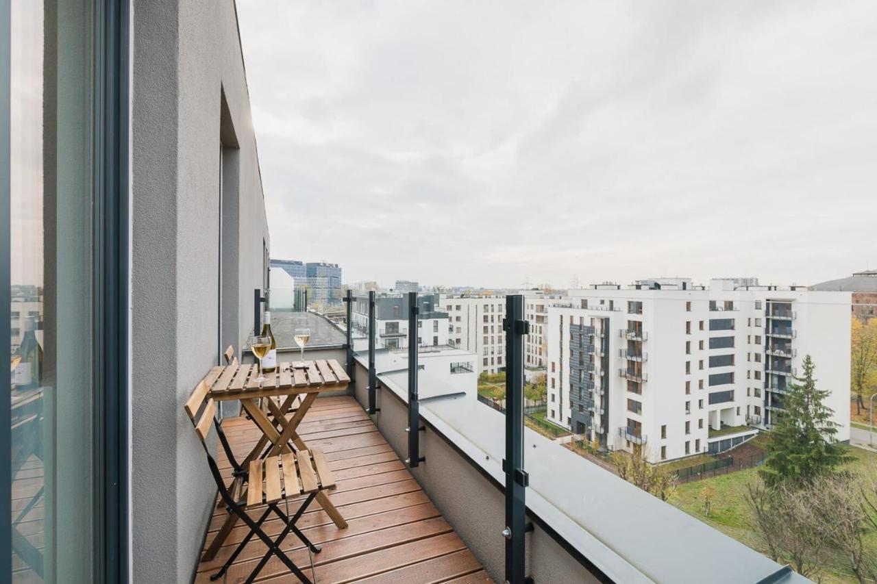 Апартаменти Slawinska 6 With Balcony By Renters *